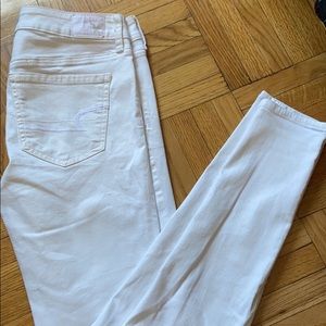 AEO White Jeggings